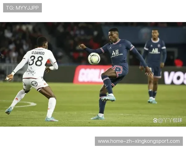 里昂足球俱乐部新策略:以年龄与适配为核心,打造坚实后防