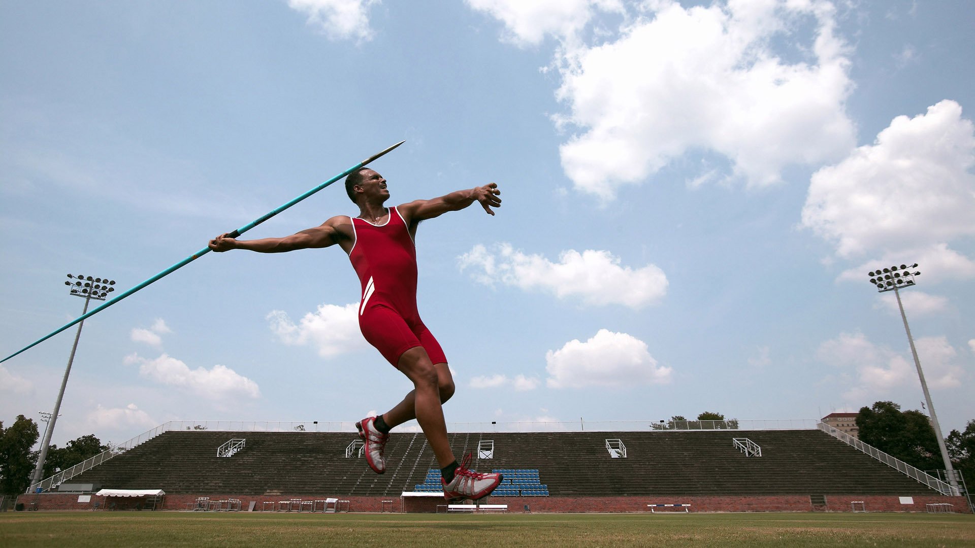地铁站“走楼梯上站台挑战日” 乘客自愿放弃扶梯